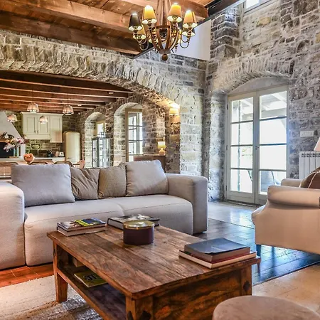 Melegran In The Hills Villa *