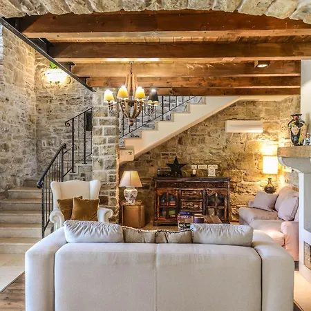 Villa Melegran In The Hills